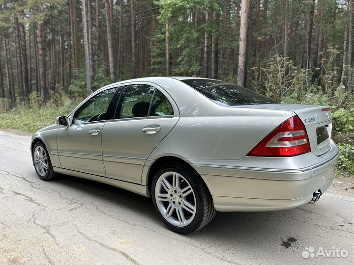 Mercedes-Benz C-класс 3.0 AT, 2006, 235 000 км