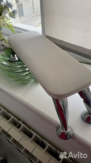 Подставка для рук маникюрная