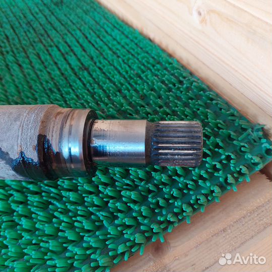 Привод шруз правый Ford Fiesta mk6 1.6 рест 2016г