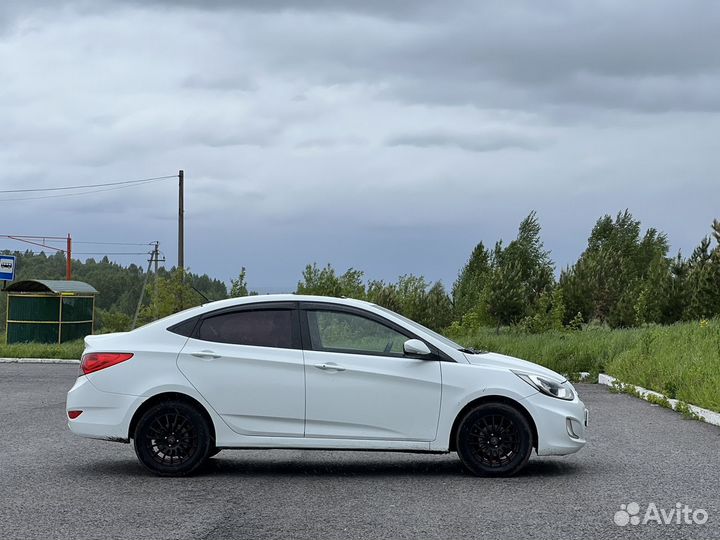 Hyundai Solaris 1.4 AT, 2013, 150 000 км