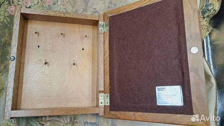 Ключница настенная из дуба. Германия