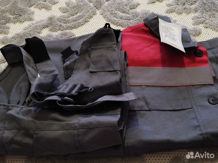 Защитный костюм