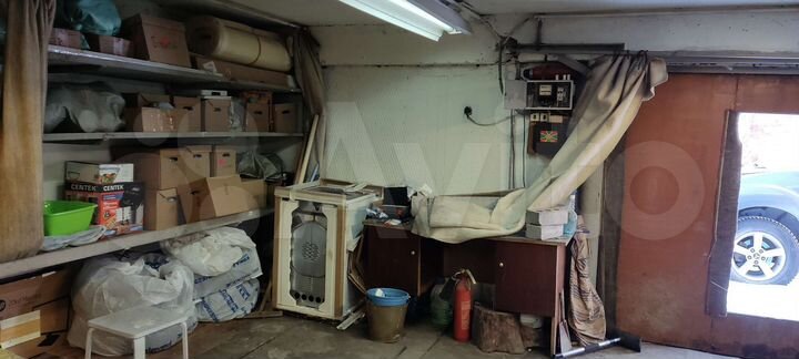 Гараж, > 30 м²