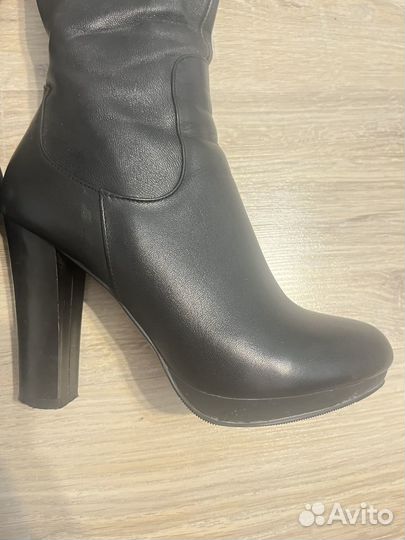 Сапоги женские натуральная кожа 38 р