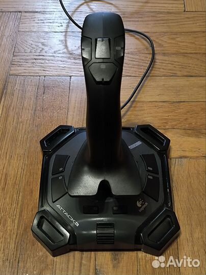 Джойстик Logitech Attack 3