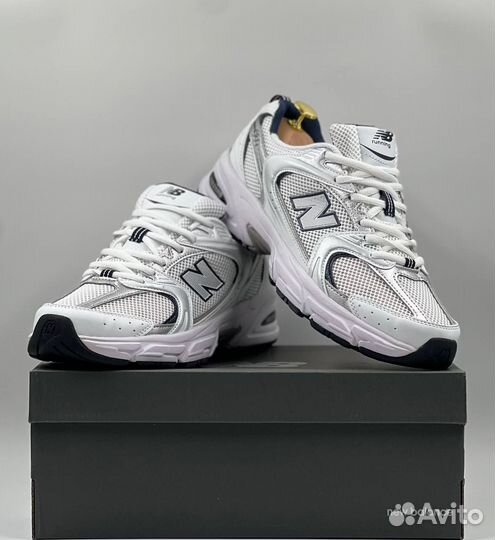 Кроссы New Balance 530 (43, стелька 27,5см)