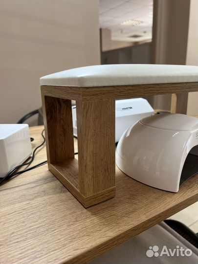 Подставка под руку для маникюра