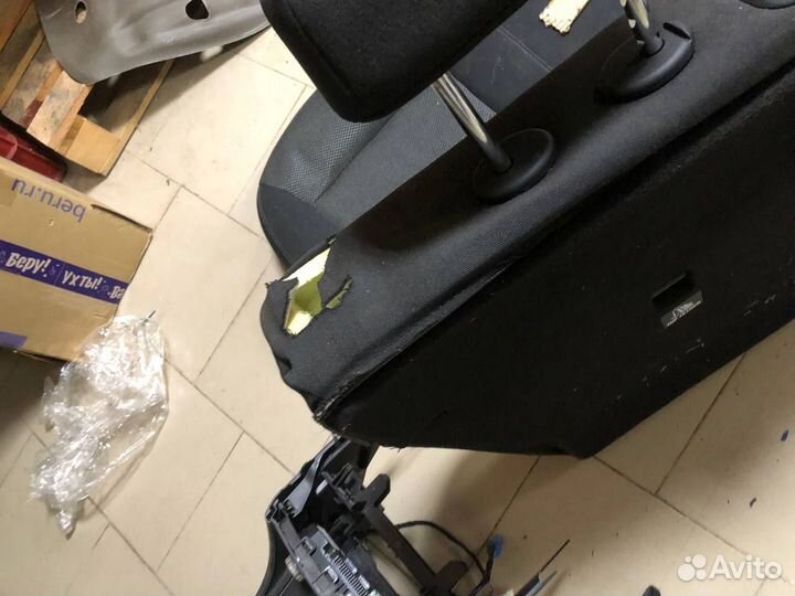 Задний ряд / диван gla x156