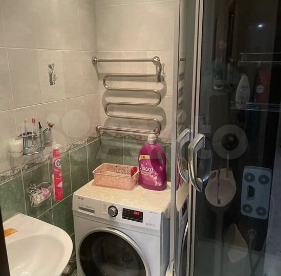 2-к. квартира, 77 м², 1/6 эт.