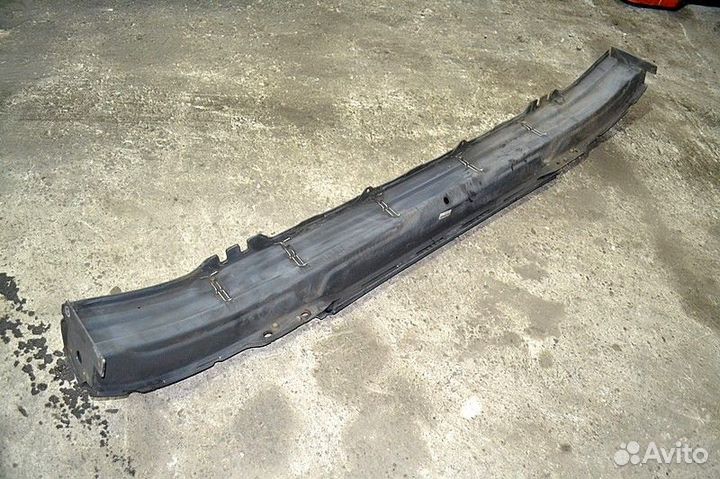 Усилитель переднего бампера scania P-series (01.04