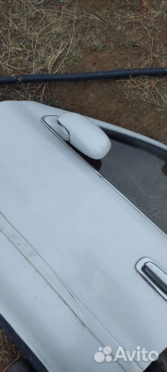 Двери на тайота креста 90