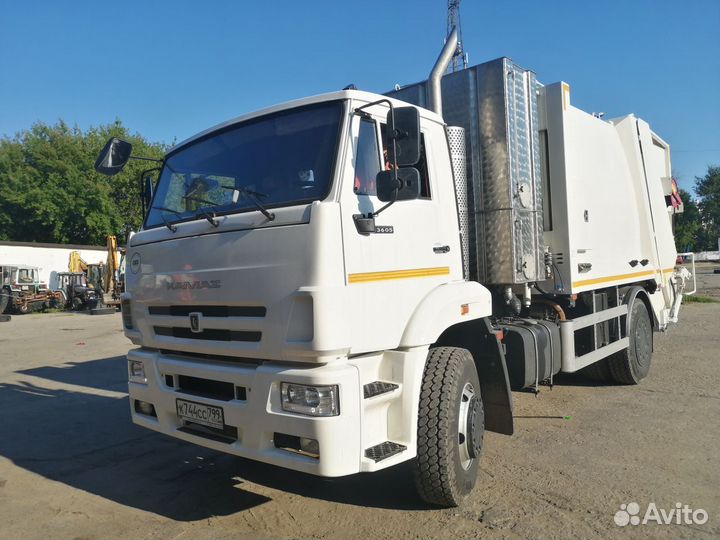 Водитель грузового автомобиля категории С