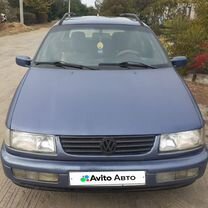 Volkswagen Passat 1.8 MT, 1994, 430 000 км, с пробегом, цена 219 000 руб.