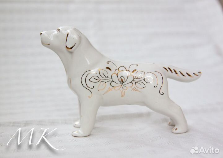 Лабрадор ретривер цветной - статуэтка из фарфора