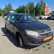 ВАЗ (LADA) Granta 1.6 MT, 2016, 277 592 км, с пробегом, цена 490 000 руб.