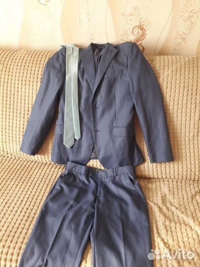 Костюм