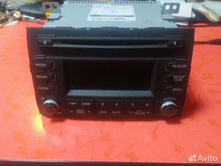 Kia Sportage 3 штатная магнитола
