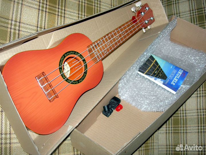 Новая укулеле гитара игрушка четыре струны