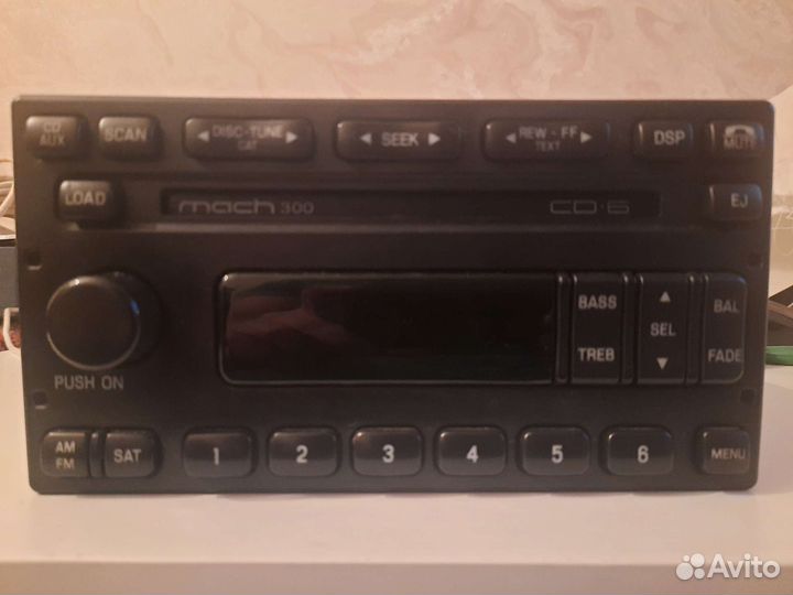 Штатная магнитола Ford Escape