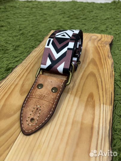 Ремень для гитары ручной работы