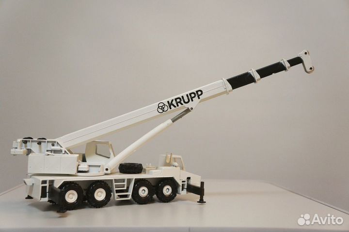 1/50 кран Krupp 70 1:50 раритет Terex