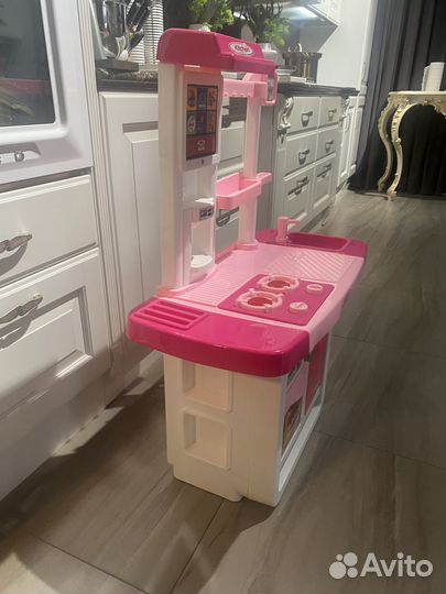 Детская кухня из пластика