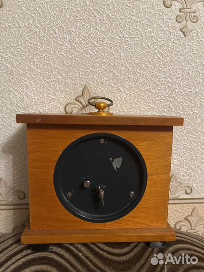 Часы настольные Маяк. СССР. Редкие