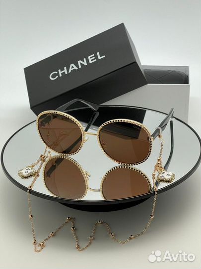 Солнцезащитные очки chanel