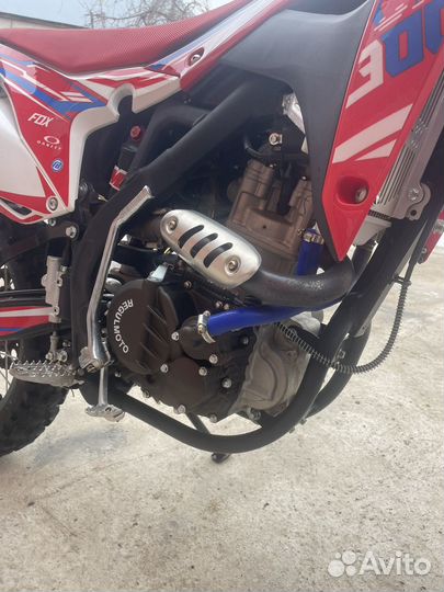 Мотоцикл Regulmoto CR-Z 300