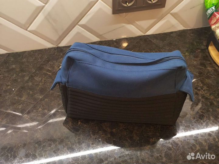 Нессер мужской azzaro, косметичка