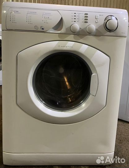 Стиральная машина Аристон 5-6 кг