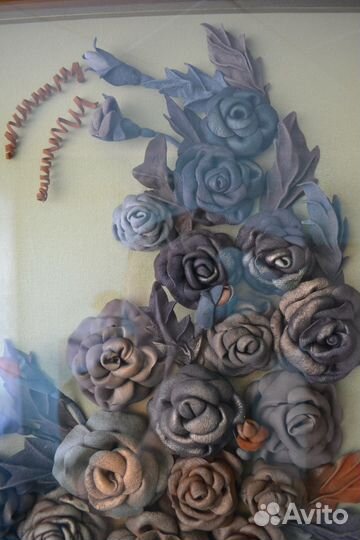 Картина из кожи