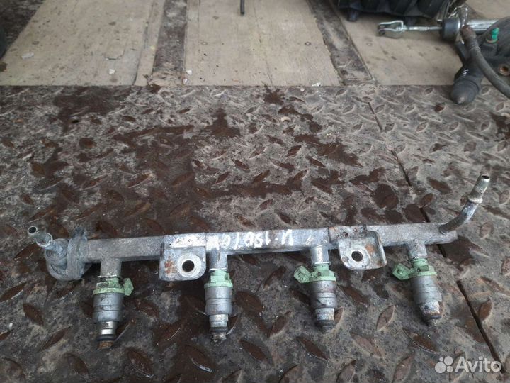 Топливная рейка Daewoo Nexia N150 F16D3