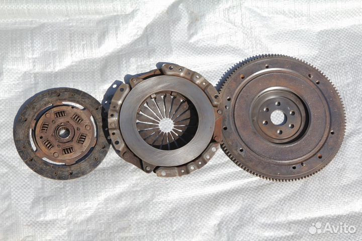 Маховик корзина диск ваз 2109