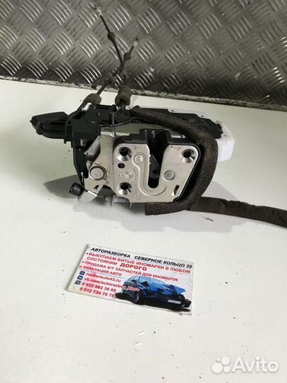 Замок задний правый Ниссан Альмера G15 Almera G15