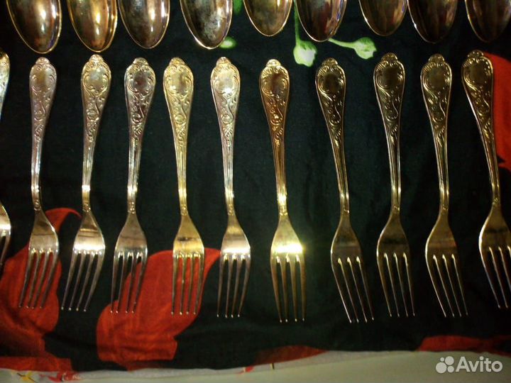 Набор ножей+ложки+вилки Италия мельхиор 1970г