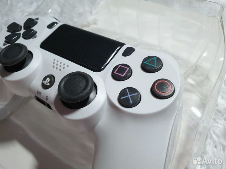Новый геймпад DualShock 4 v2 White для PS4