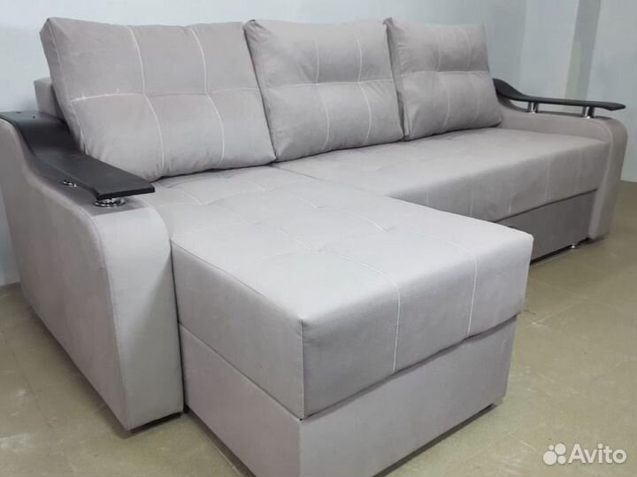 Угловой диван