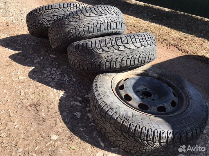 Pirelli Winter Carving Edge 195/65 R15 91