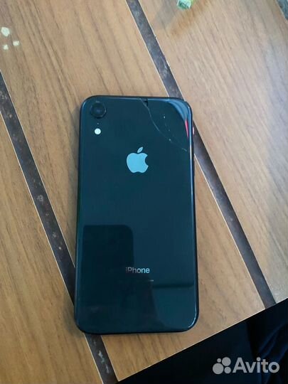 iPhone Xr, 64 ГБ