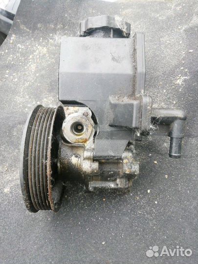 Насос гура мерседес Mercedes w203