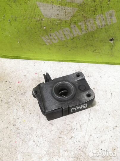 Замок капота бмв Е36