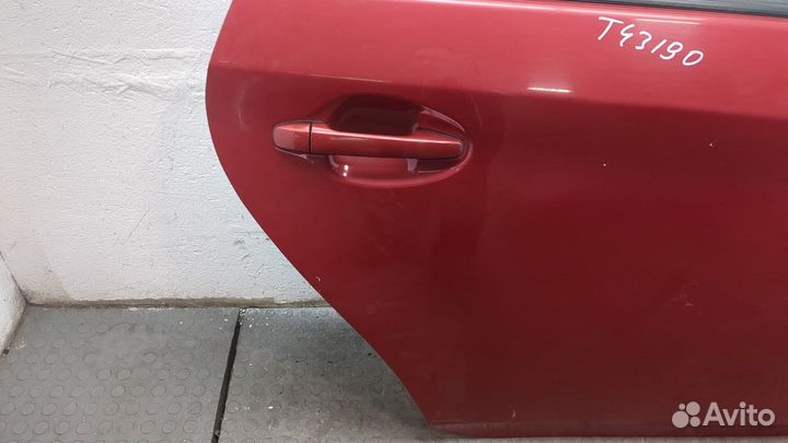 Дверь боковая правая задняя Toyota Prius, 2011