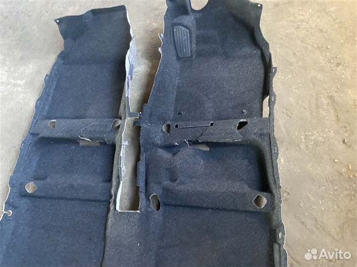 Ковровое покрытие (15) Toyota Prius ZVW30 2ZR-FXE