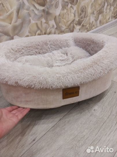 Лежанка для кошек и собак