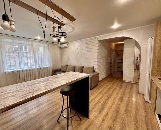 4-к. квартира, 61,1 м², 1/9 эт.