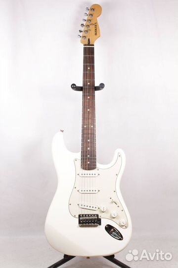 Busker's Stratocaster (354472) WH Электрогитара