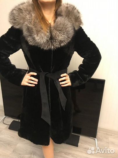 Шуба новая песец натуральный мех