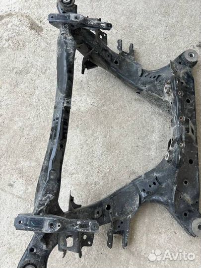 Передняя балка (подрамник) Tesla Model Y 2021