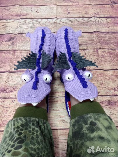 Носки вязаные, крылатые драконы, усатая лиса